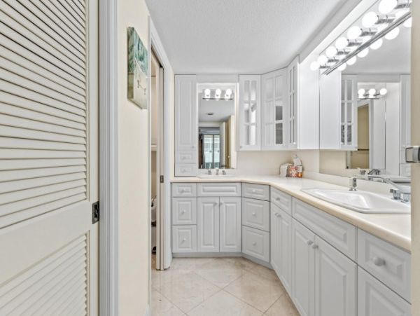 Fort Myers Condo 1021861