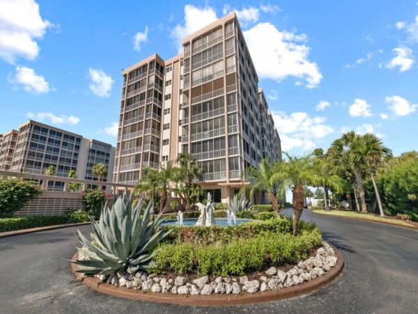 Fort Myers Condo 1021861