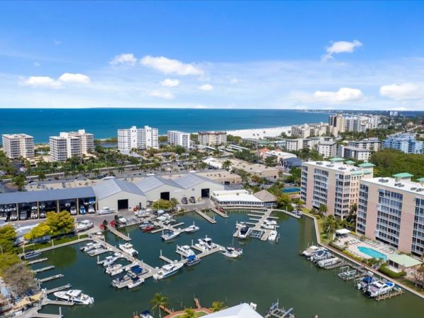 Fort Myers Condo 1021876