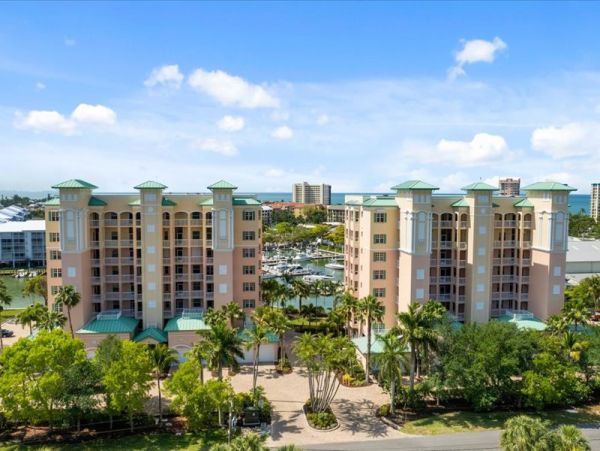 Fort Myers Condo 1021876