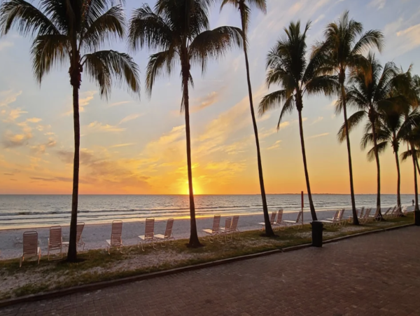 Gulf Front Fetaway with Incredible Views in Fort Myers Beach