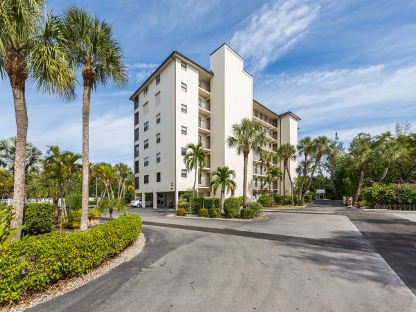 Fort Myers Condo 1021910