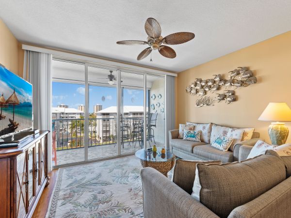 Fort Myers Condo 1021911