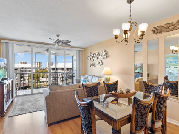 Fort Myers Condo 1021911