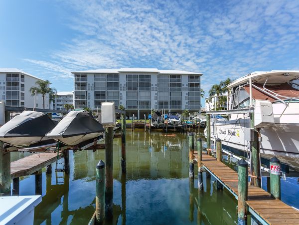 Fort Myers Condo 1021911