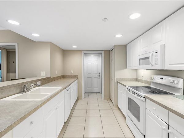 Fort Myers Vacation Condo Two Bedroom