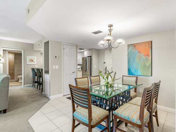 Fort Myers Beach Vacation Rental | 2-Bedroom Gulf-View Condo with Pool