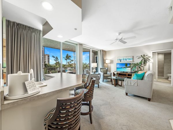 Fort Myers Beach Vacation Rental | 2-Bedroom Gulf-View Condo with Pool