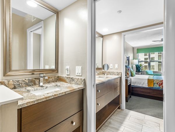 Fort Myers Beach Vacation Rental | 2-Bedroom Gulf-View Condo with Pool