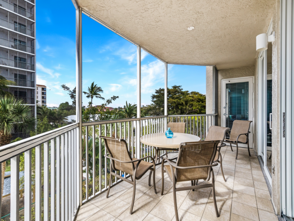 Fort Myers Beach Vacation Rental | 2-Bedroom Gulf-View Condo with Pool