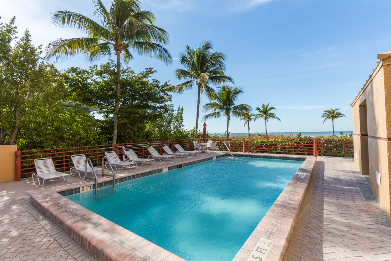 Fort Myers Condo 1021926