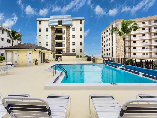 Fort Myers Condo 1021929
