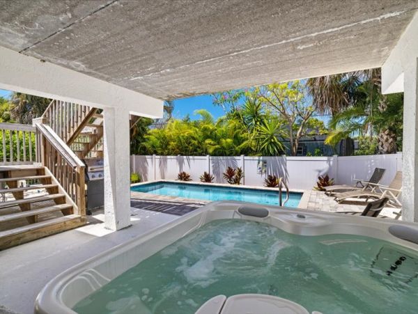 Fort Myers Home 1021932