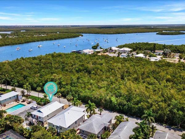 Fort Myers Home 1021932