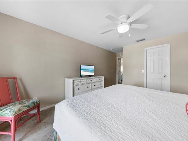 Fort Myers Condo 1021941