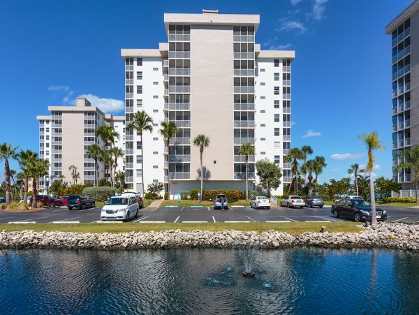 Fort Myers Condo 1021952