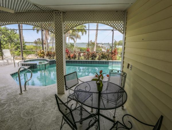 Fort Myers Home 1021973