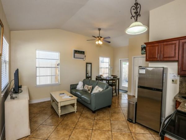 Fort Myers Home 1021977