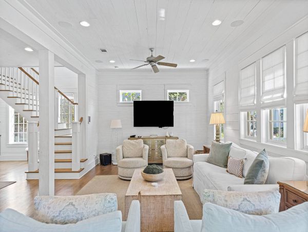 Gorgeous Vacation Home in Santa Rosa Beach Sleeps 12