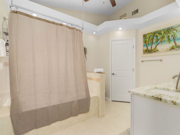 Fort Myers Beach Luxury Vacation Rental  4-Bed Waterfront Villa with Pool