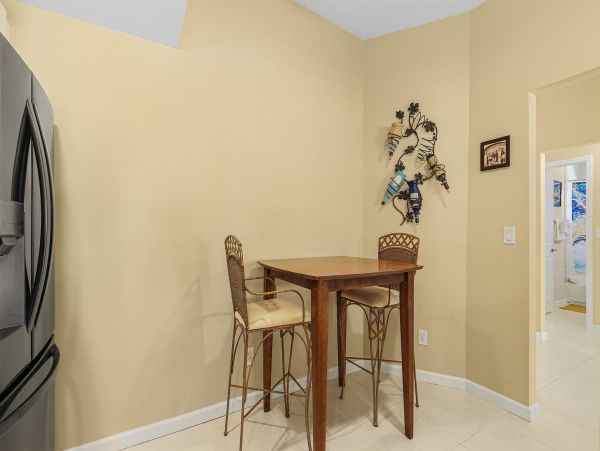 Fort Myers Beach Luxury Vacation Rental  4-Bed Waterfront Villa with Pool
