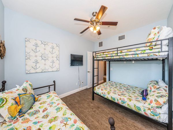 Bay Front Vacation Condo in Treasure Island Sleeps 14 Guests