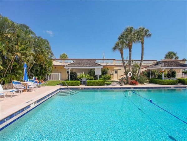 Longboat Key Condo 1022003
