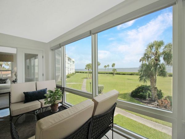 Longboat Key Vacation Rental - Two Bedroom Condo with Bay Views & Beach Access