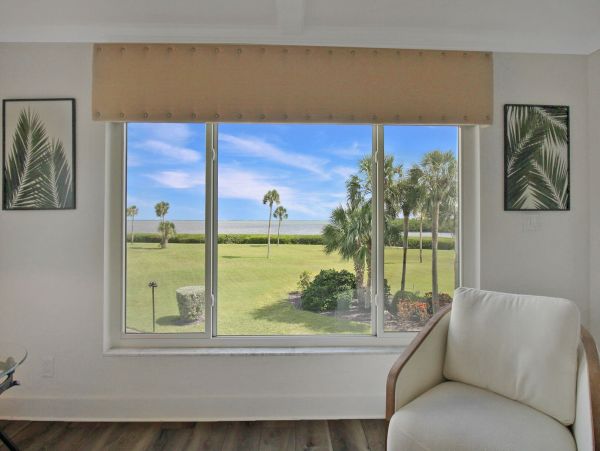 Longboat Key Vacation Rental - Two Bedroom Condo with Bay Views & Beach Access
