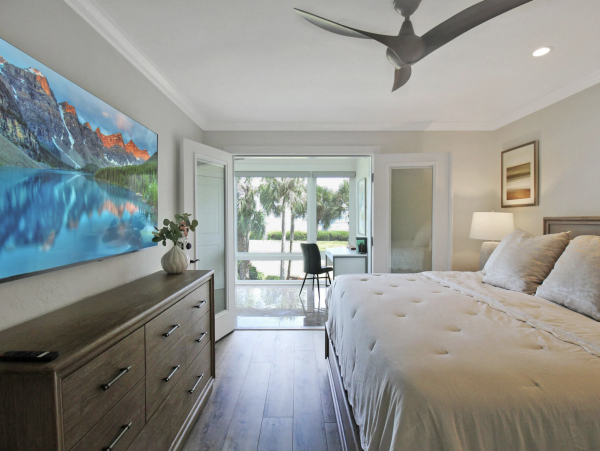 Longboat Key Vacation Rental - Two Bedroom Condo with Bay Views & Beach Access