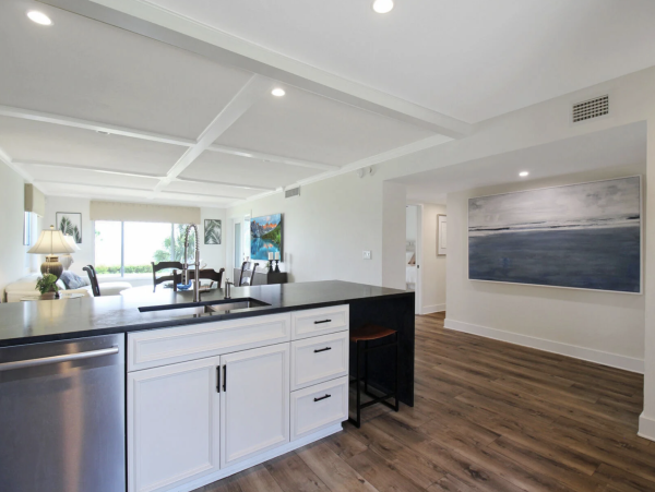 Longboat Key Vacation Rental - Two Bedroom Condo with Bay Views & Beach Access