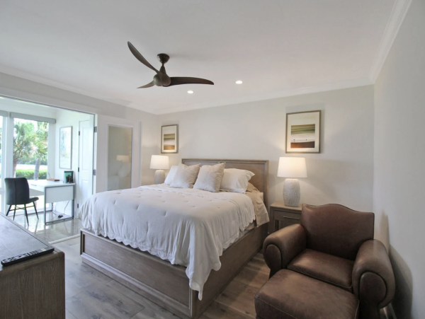 Longboat Key Vacation Rental - Two Bedroom Condo with Bay Views & Beach Access