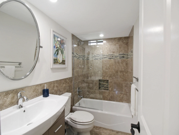 Longboat Key Vacation Rental - Two Bedroom Condo with Bay Views & Beach Access