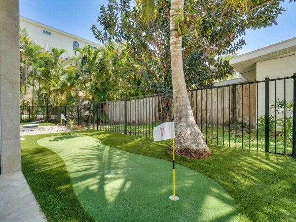 Luxury Holmes Beach 3 Bedroom Pool House
