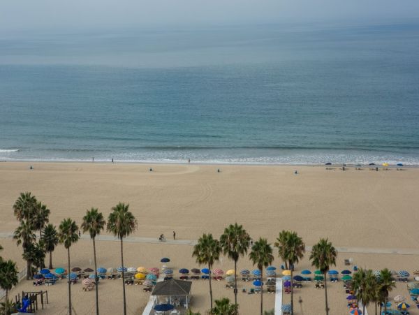 Pacific Palisades Beautiful Pool House 3 Bedrooms Sleeps 8