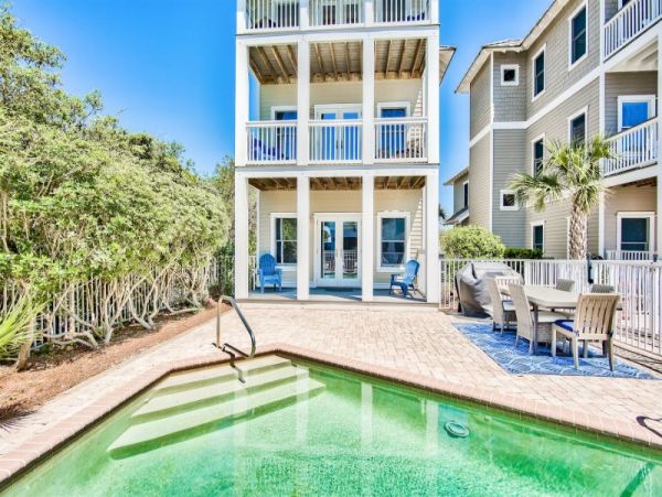 Beaches of South Walton Sleeps 10 Guests