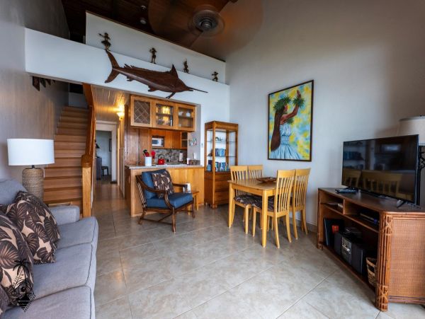 MAUI 2 BEDROOM WITH LOFT SLEEPS 6
