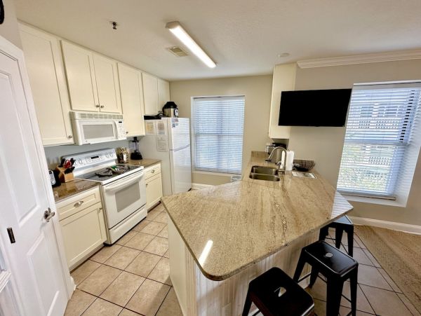 Isle of Palms Beachfront Vacation Condo Call Now
