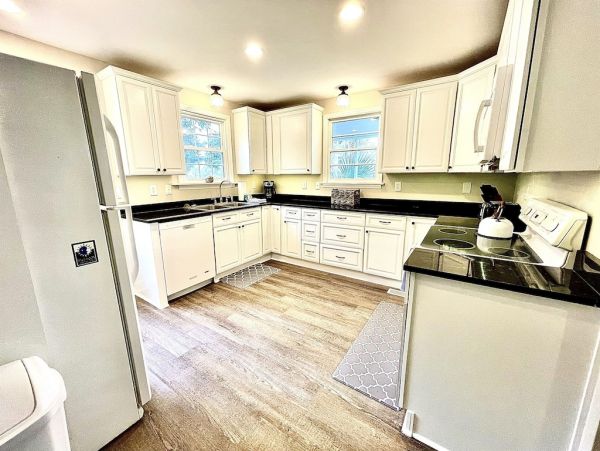 Isle Of Palms Home 1022372