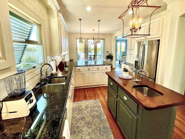 Isle Of Palms Home 1022373