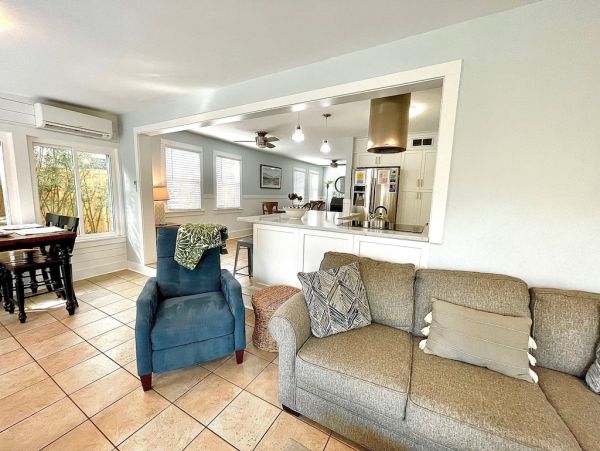 Isle Of Palms Home 1022375