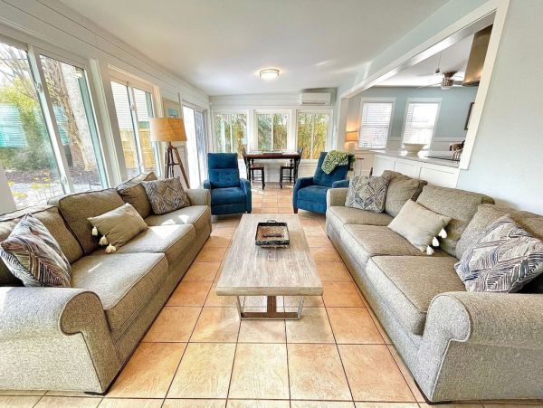 Isle Of Palms Home 1022375