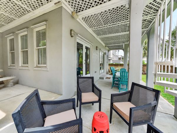 Luxury 7 Bedroom Islae of Palms Vacaation Home with Heated Pool & Ocean Views - additional view, photo 4