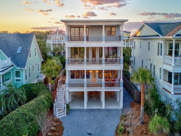 Isle of Palms Home with 6 Bedrooms
