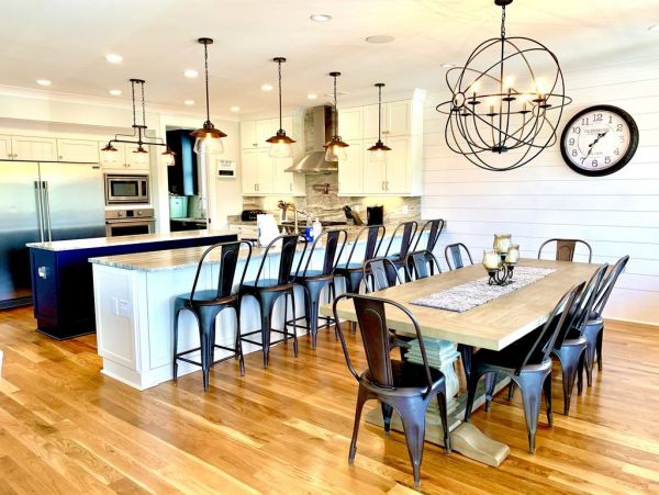 Isle of Palms Home with 6 Bedrooms