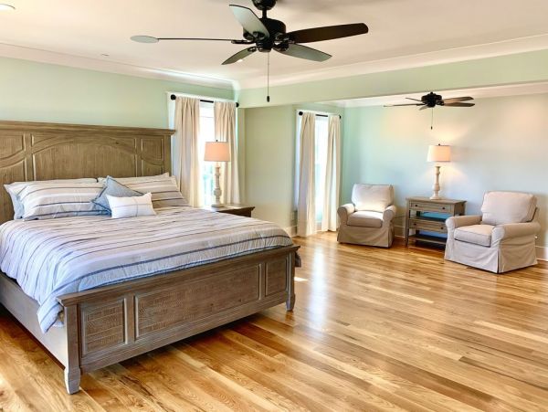 Isle of Palms Home with 6 Bedrooms