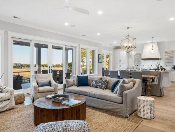 Isle Of Palms Home 1022379