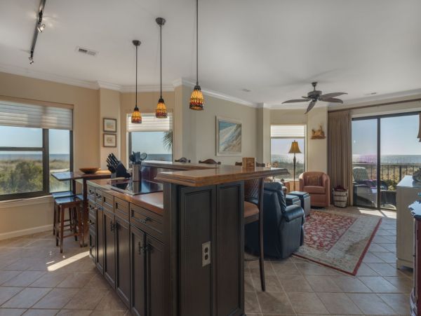 Oceanfront Vacation Villa in Hilton Head Sleeps 8 Guests