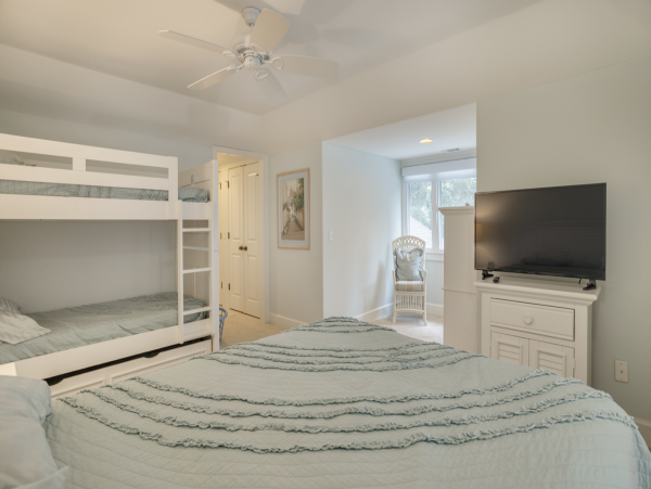 Stroll to Beach Luxury Pool Vacation Home