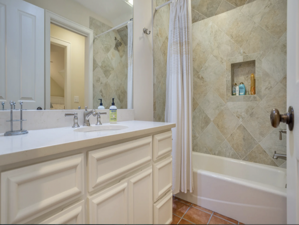 Stroll to Beach Luxury Pool Vacation Home